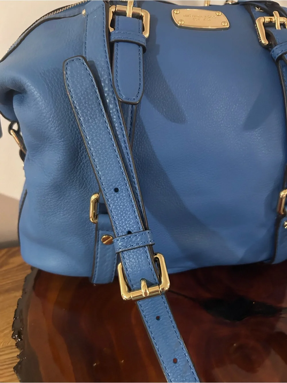 NWOT Michael Kors Bedford Leather Satchel with Gold MK Charm